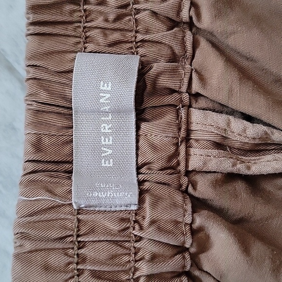 Everlane Tan Joggers Cropped Pants Lightweight Stretch Waist Size 2 - Picture 4 of 5